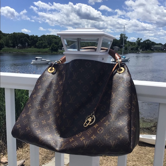 Louis Vuitton Artsy MM! Like new! Authentic with Certificate! - Picture 1 of 11